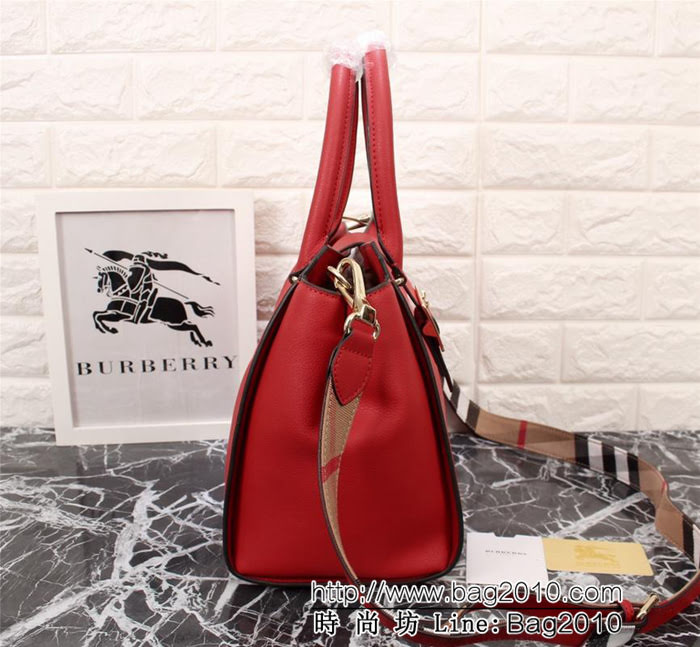 BURBERRY巴寶莉 最新走秀款 博柏利托特包款 The Buckle搭扣包 90221  Bhq1040
